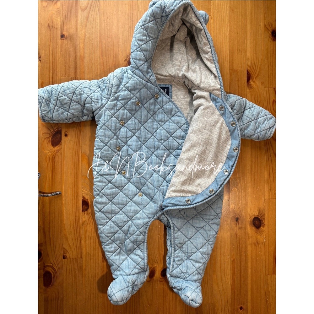Infant Gap Quilted Denim Hooded Bear Snowsuit Size 3-6M - Picture 3 of 4